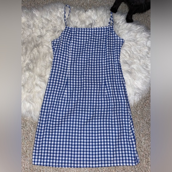 Picnic dress - Picture 2 of 6